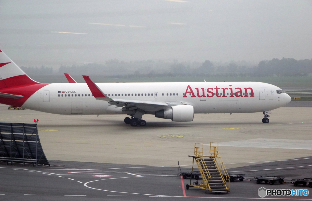 「雲」Austrian☮767-300 霧の都ウイーンで☮