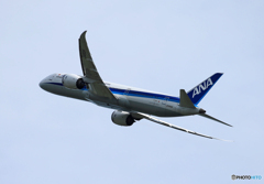「晴れ」ANA 787-9 JA893A  出発です
