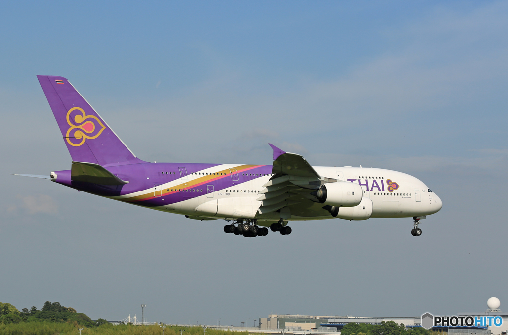 「ぶるー」 Thai A380-841 HS-TUD 到着です