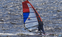 「良い空～」風は友達だぁ〜