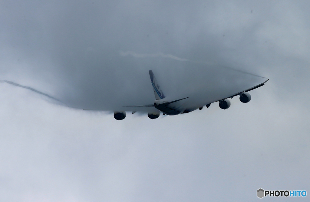 「良い雲」NCA ✈747-8KZF✈雲付き❣ 出発