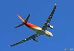 「良い空～」 香港航空 A330-343 B-LHD離陸します