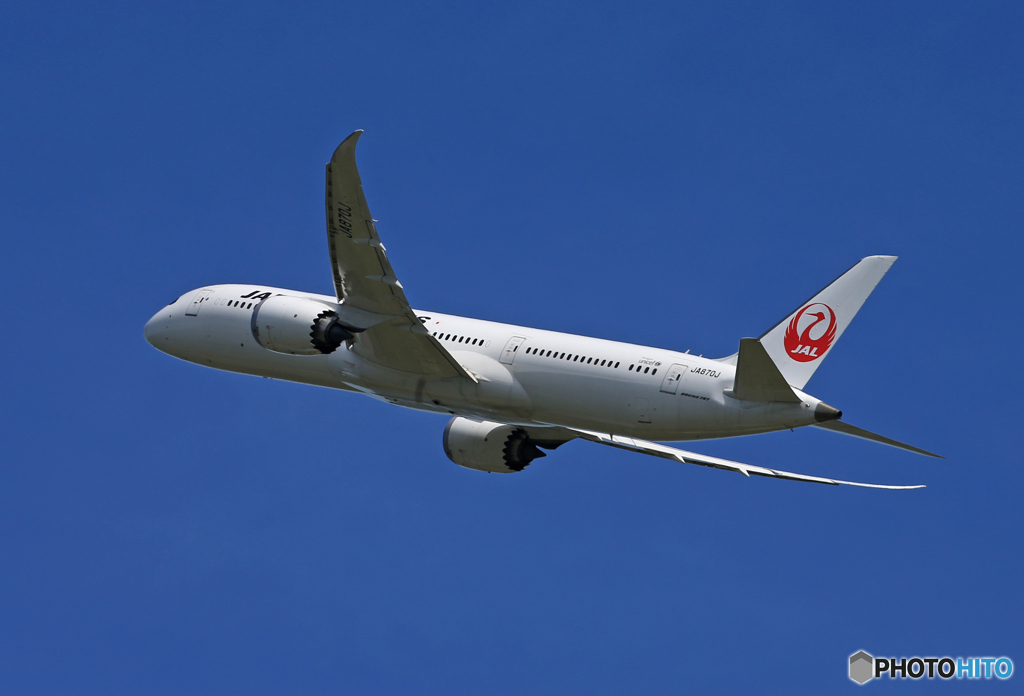 「晴れ」JAL 787-8 JA870J 離陸します