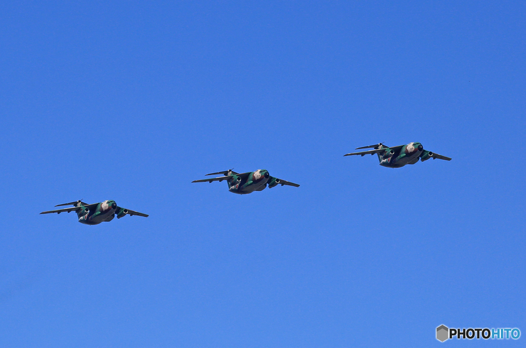 ☀「あおぞら」Kawasaki C-1  3羽？