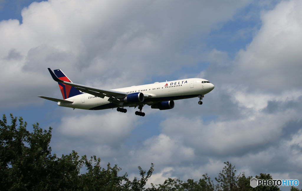 「青い空」が一番 DELTA A350-941 N1780DZ A到着