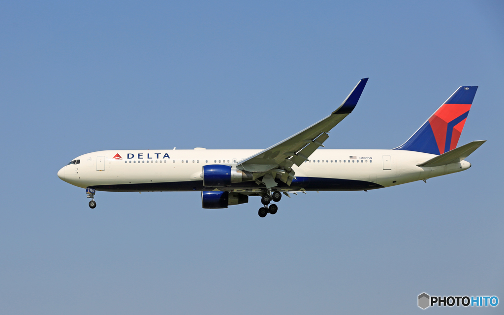 「空色」 DELTA 767-332 N180DN 来た～