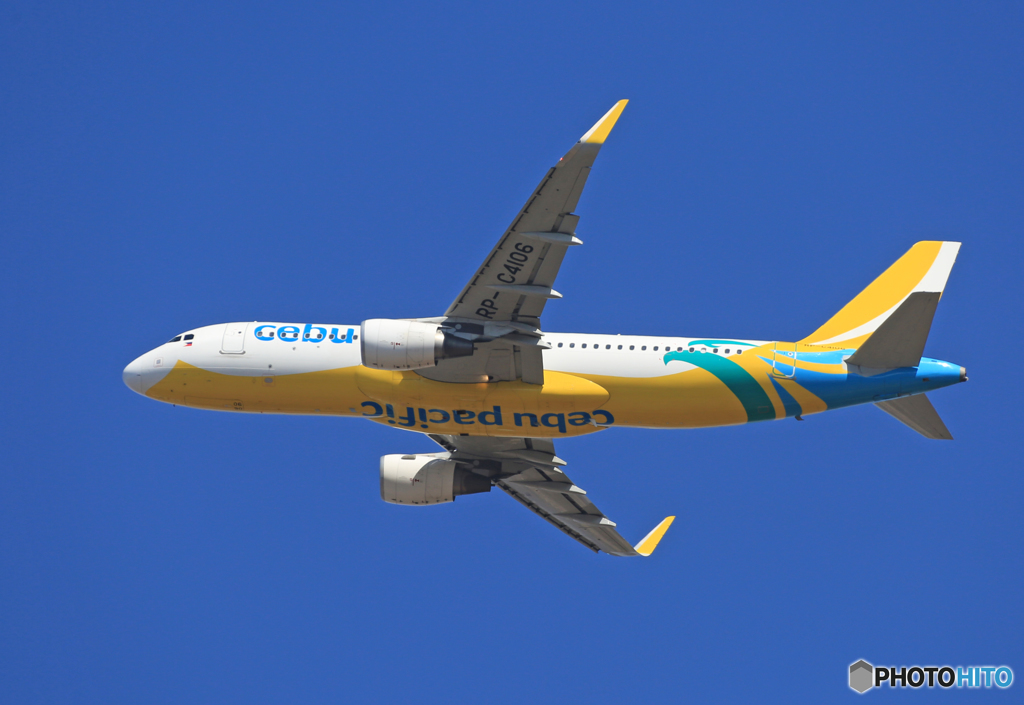 「良い空～」CEBU A320-214 RP-C4106飛び立ちです