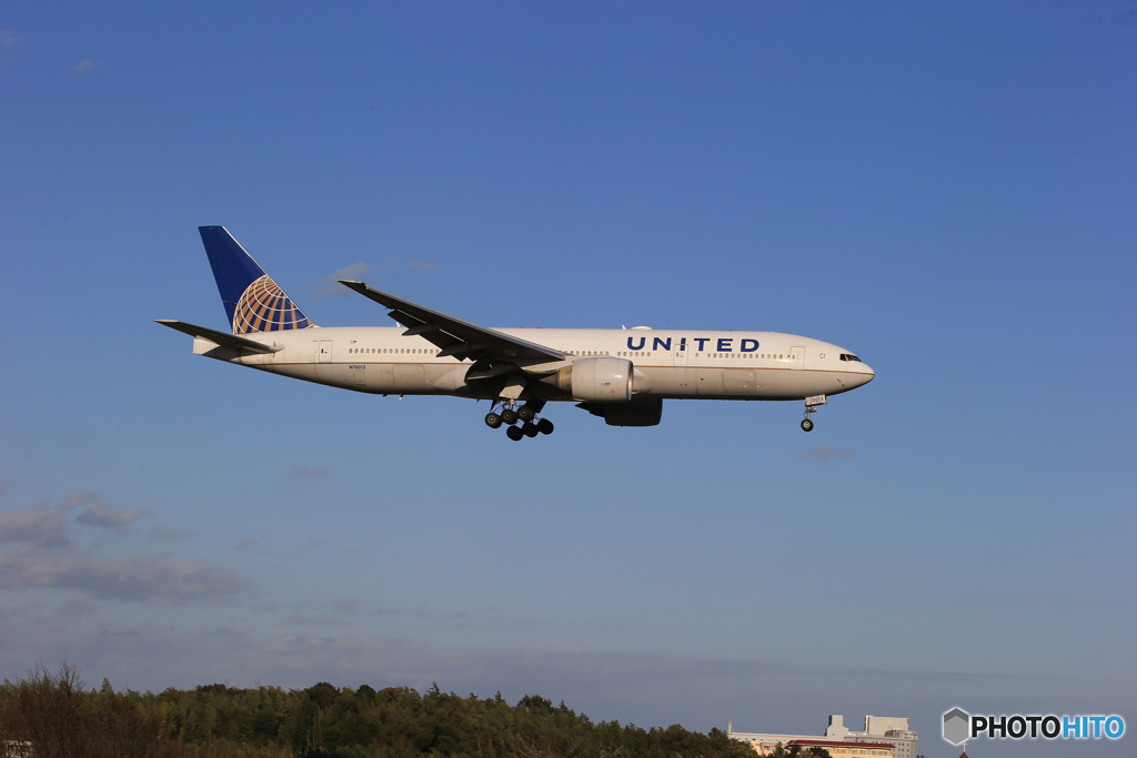 「晴れ」UNITED 777-224 N78013    到着です