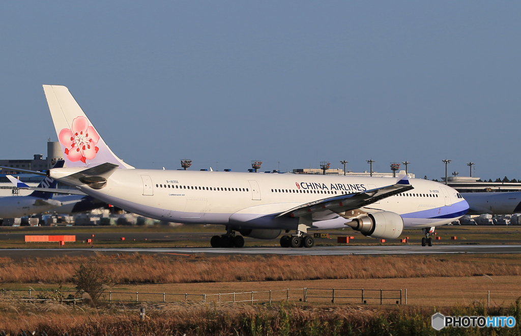 「スカイ」China A330-302 B-18356 Takeoff  