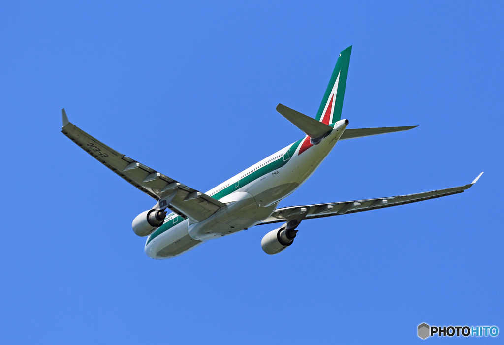 Alitalia A330-202 EI-EJD　離陸