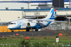 「SKY」 アンガラ航空アントノフAn-148 飛び立ちです