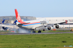 「青が好き」 Cargolux 747-8 LX-VCA 到着です