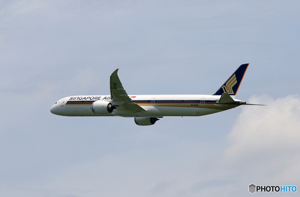 「SKY」 Singapore B787-10 9V-SCB Takeoff
