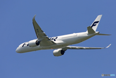 [青い空] Finnair A350-941  OH-LWH 飛び立ちです