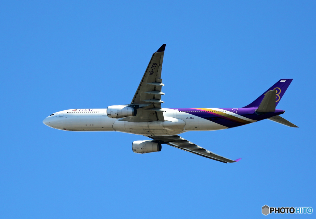 「青色」 Thai A330-343 HS-TEO 出発です