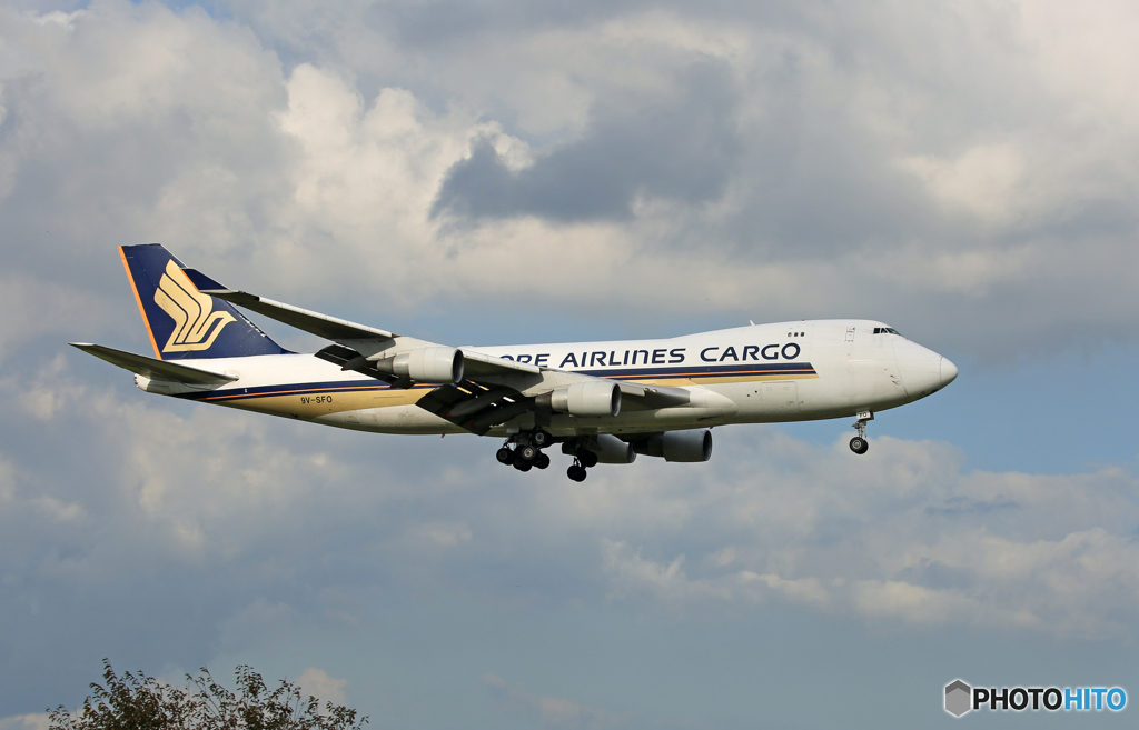 「あおいそら」 Singapore 747-400 9V-SFO Landing