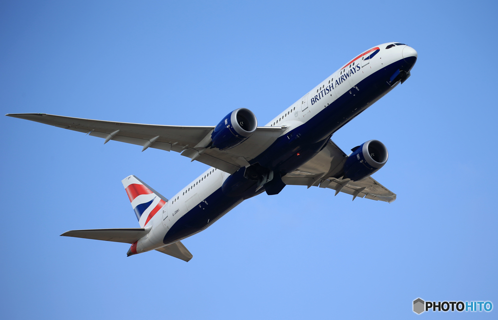  「晴れ」  BRITISH 787-9 G-ZBKI 飛び立ち