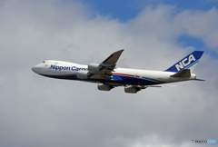 「SKY」 NCA 747-8KZF JA11KZ Takeoff