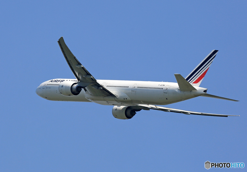 「スカイ」 ir France 777-200 F-GZNI 離陸です
