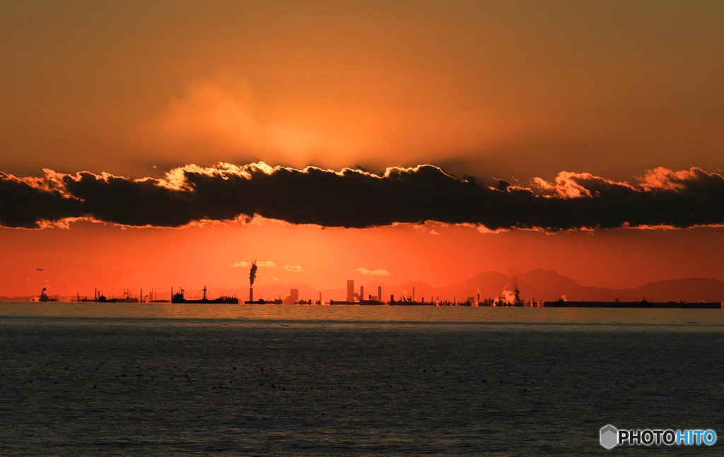 海 と サ ン セ ッ ト 風 景