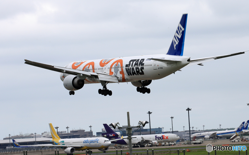 「☁」 STAR WARS 777 JA789A 到着です