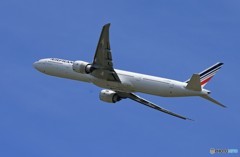 「晴れ」 Air France 777 F-GZNS Takeoff 