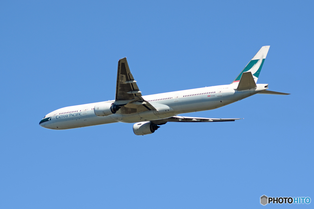 「スカイ」 Cathay 777-367 B-HNM 出発です
