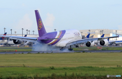 「青色が好き」 Thai A380-841 HS-TUA 通過