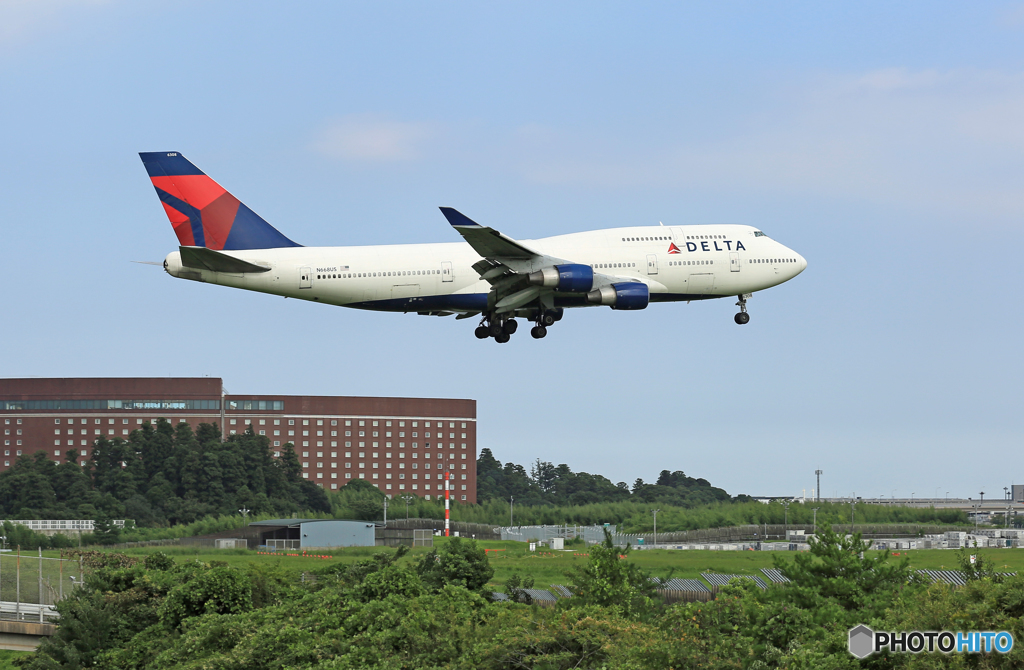 「はれ」 DELTA 747-400 N668US 着陸