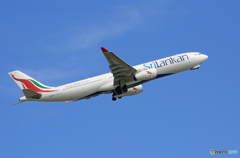 ☀「あおぞら」 SriLankan A330-343 離陸です