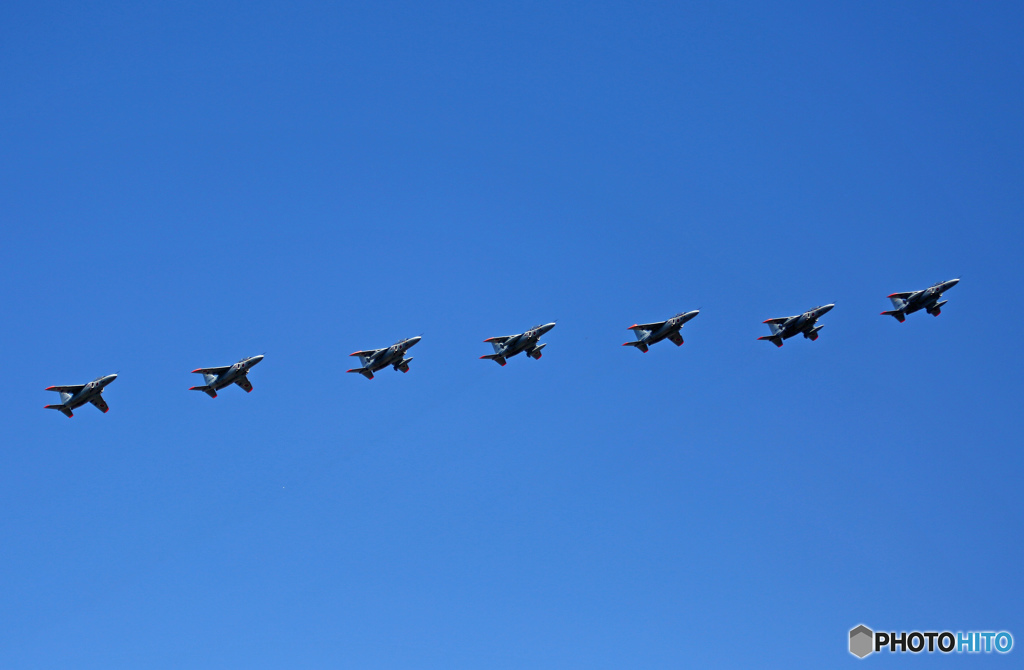 ☮休憩ﾀｲﾑ(556) シルバーＴ－４(Kawasaki) 編隊