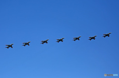 ☮休憩ﾀｲﾑ(556) シルバーＴ－４(Kawasaki) 編隊