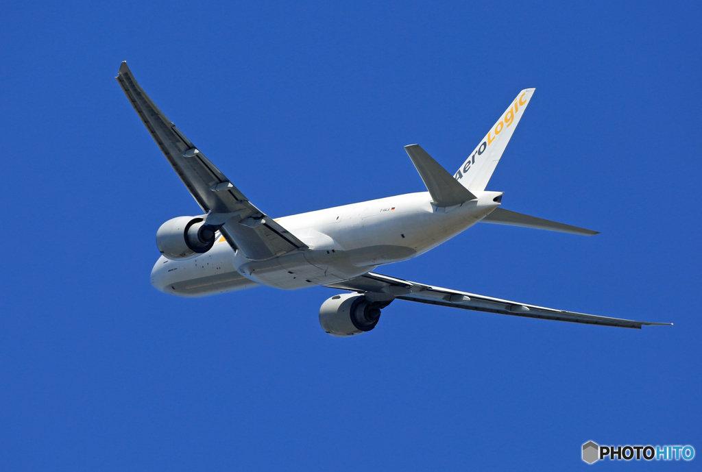 「青い空」が一番AEROLogic 777-FZN D-AALA飛ぶ