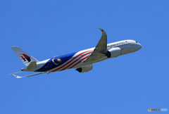 「SKY」 マレーシア特別塗装A350-941 Takeoff  