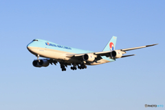 「青の空」KOREAN  747-8 HL7610  Landing