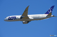 ☀「あおぞら」 LOT 787-8 SP-LRA 出発です