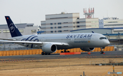 「青が好き」 Vietnam SKY A350-941 VN-A897離陸
