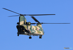 ☮休憩ﾀｲﾑ(514) CH-47J チヌーク・お手振り