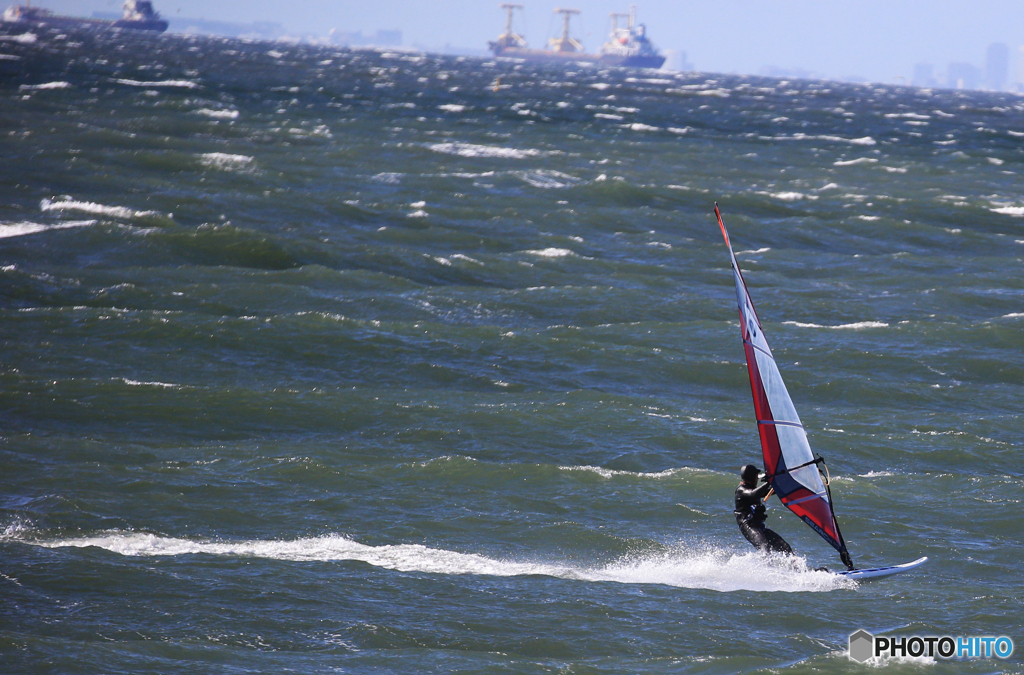 「青い日」疾走する・ウイングサーフィン