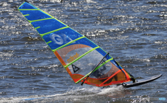 「青い海」滑り出し最高