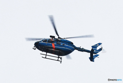 [くもり]   県警ヘリ「かとり」