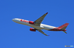 「スカイ」Lion Air A330-343 HS-LAJ 出発