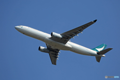 「そらー」 CATHAY A330-342 B-HLH 飛行