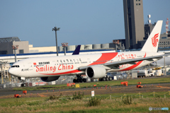「良い天気」 Oh Smiling China Livery 初飛来‼
