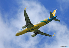 「良い空～」 CEBU A320-214 RP-C4106 離陸