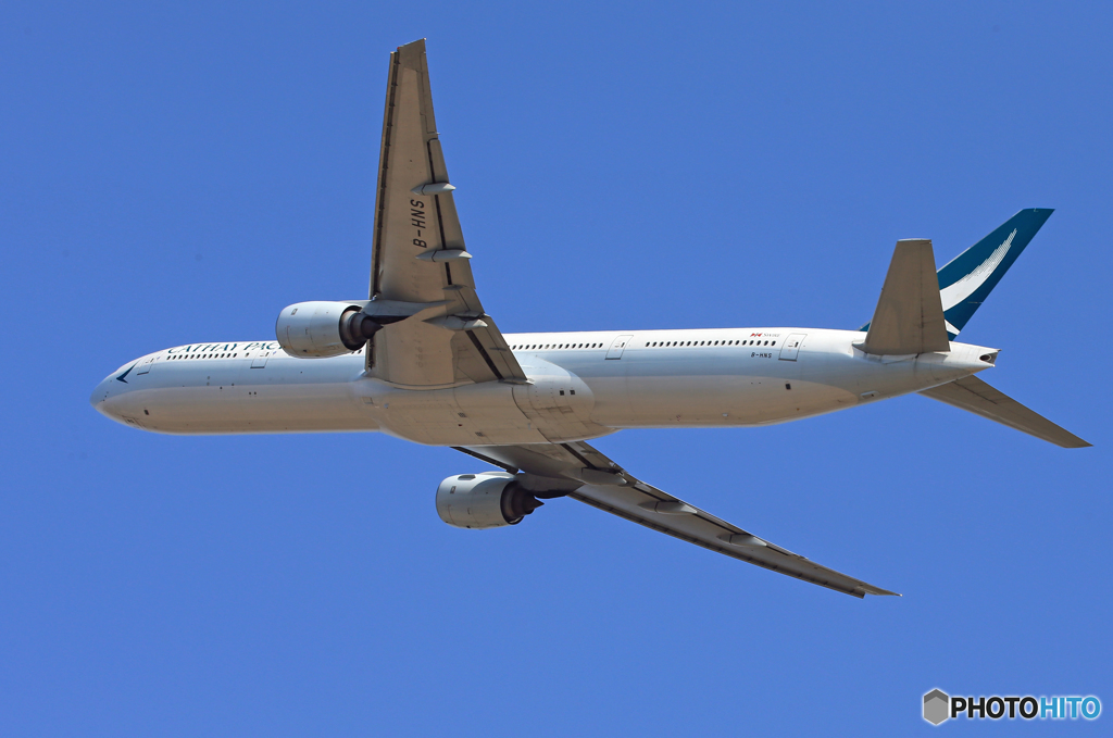 「良い空～」 Cathay 777-31H B-HNS 飛ぶ