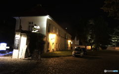 チェコ南部（８９４）チェスキー・クルムロフの夜を楽しむ