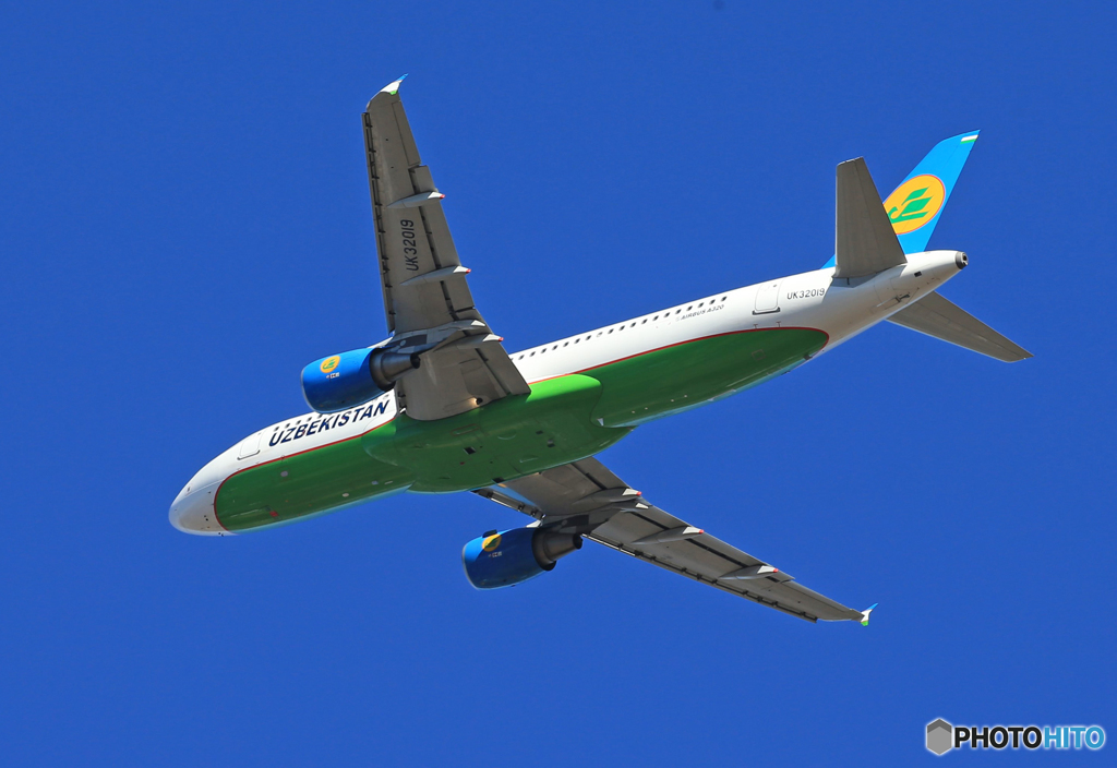 「良い天気」 UZBEKISTAN A320-214 出発です