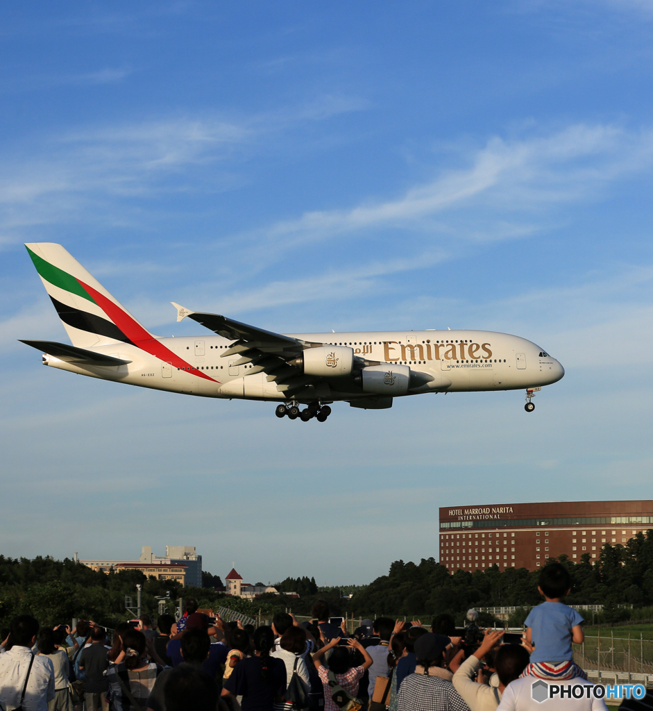 「そらー」 Emirates A380-861 A6-EDZ 着陸します