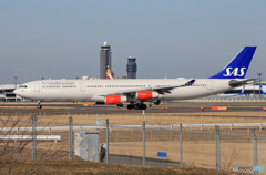 「スカイ」 SAS A340-313 OY-KBD Takeoff 